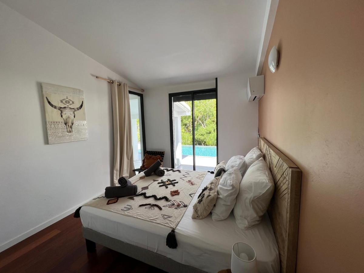 Villa Palm Diamond Jacuzzi & Piscine Prives เลอ ดีอามงต์ ภายนอก รูปภาพ