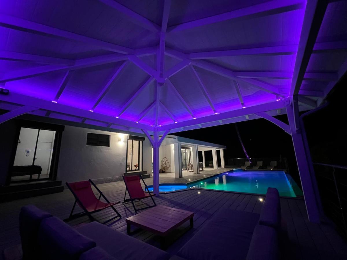 Villa Palm Diamond Jacuzzi & Piscine Prives เลอ ดีอามงต์ ภายนอก รูปภาพ