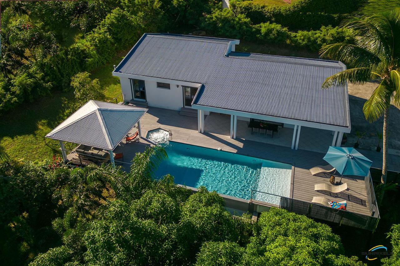Villa Palm Diamond Jacuzzi & Piscine Prives เลอ ดีอามงต์ ภายนอก รูปภาพ